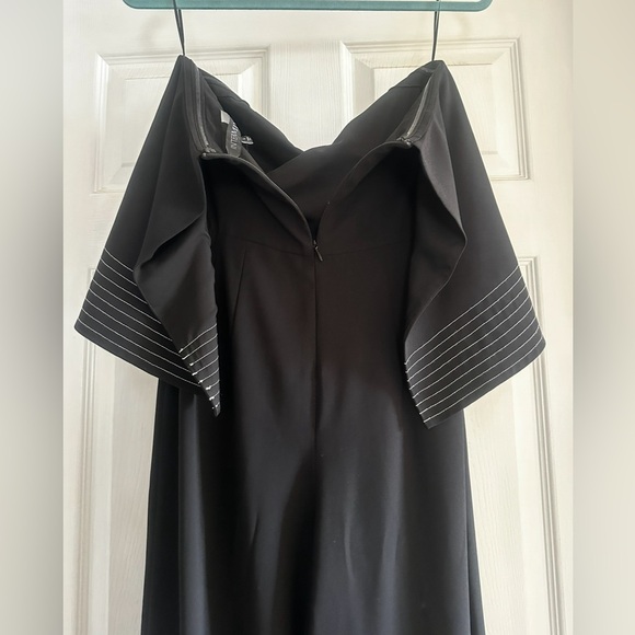 INTERMIX black, strapless wide-leg jumpsuit. Never worn, tags still on! - Picture 4 of 7